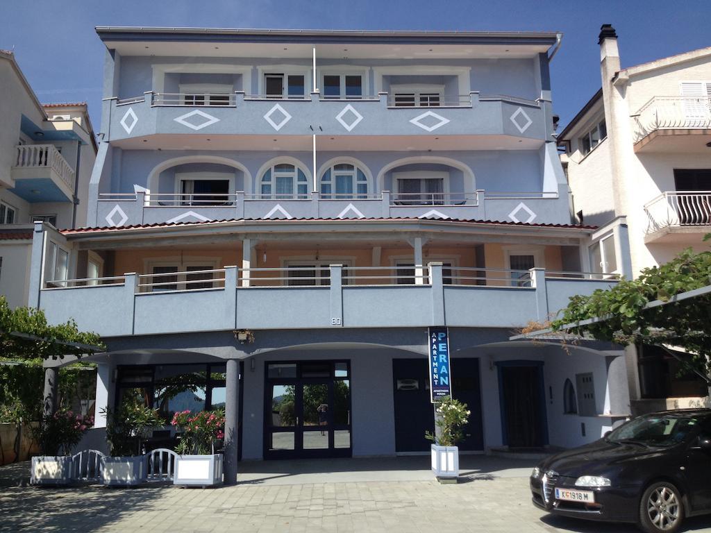 Apartments Peran Šibenik Rom bilde