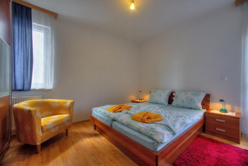 Apartments Peran Šibenik Rom bilde