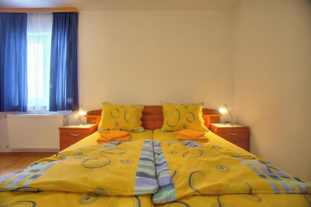 Apartments Peran Šibenik Rom bilde